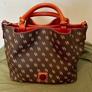 Dooney & Bourke Gretta Small Brenna